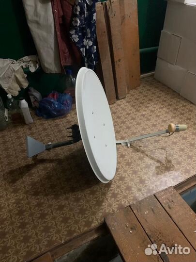 Антенна спутниковая
