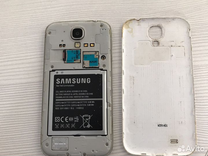 Телефон Samsung galaxy s4