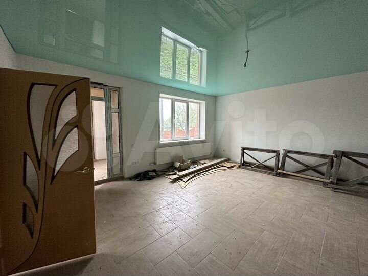 Дом 300 м² на участке 40 сот.