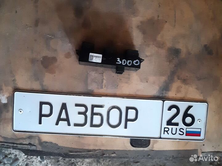 Блок управления стеклоподъемника hyundai solaris 1