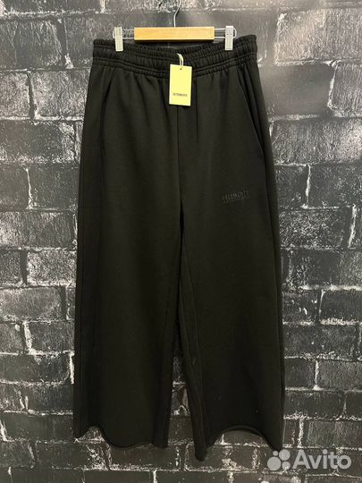 Спортивные штаны Vetements limited edition