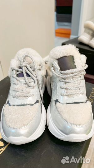 Кроссовки зимние женские 35