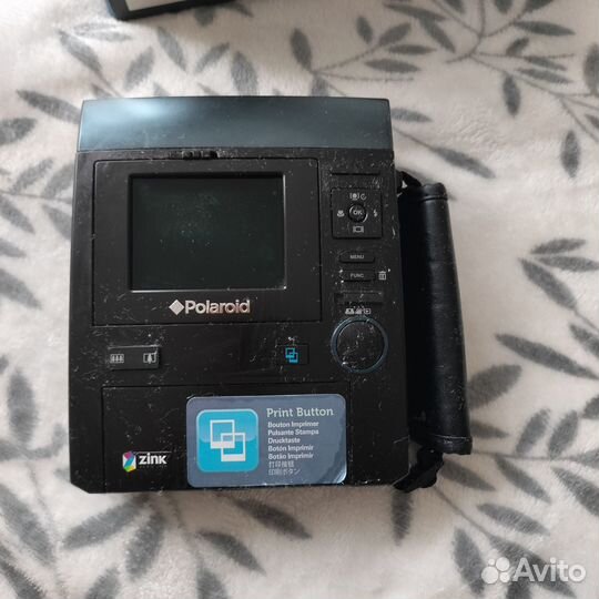 Фотоаппарат моментальный polaroid