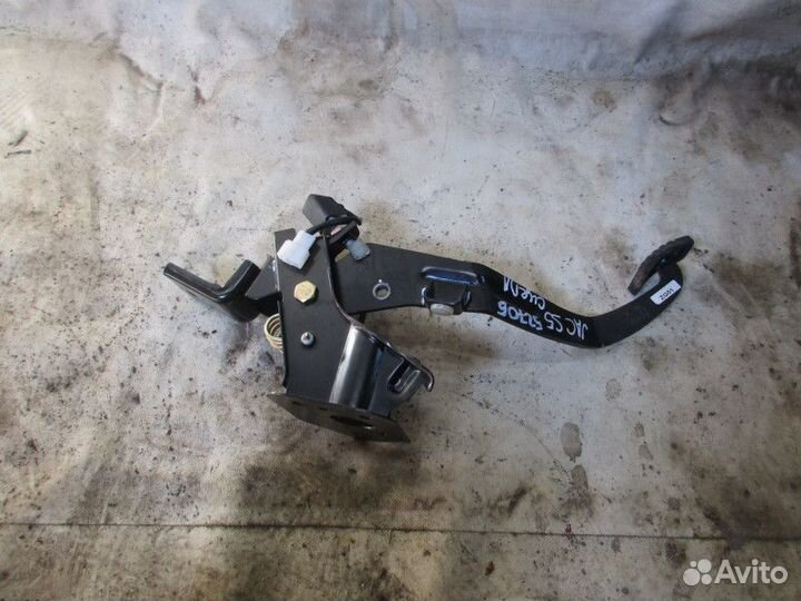 Педаль сцепления JAC S5 2013-2019 (1602100U1510)