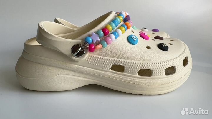 Шлепки Crocs элегантные