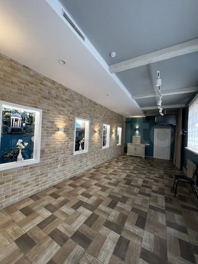 Свободного назначения, 330 м²