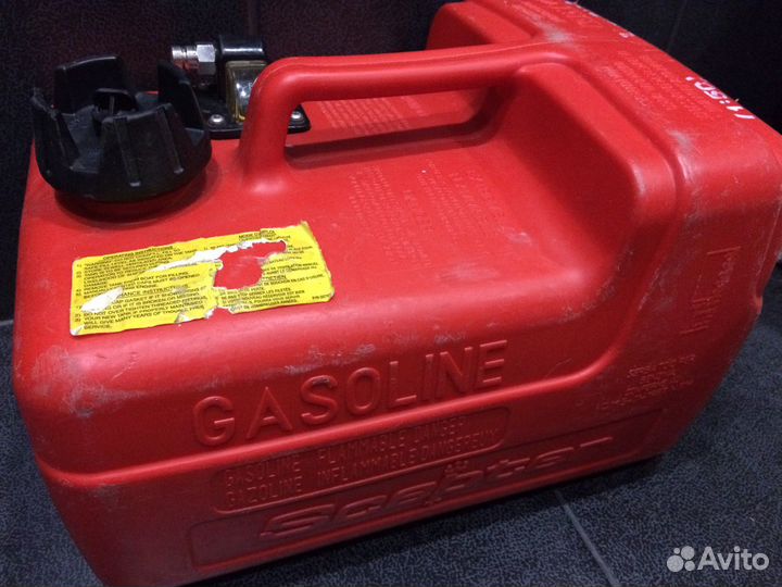 Бак пластиковый 12л (отличное состояние)