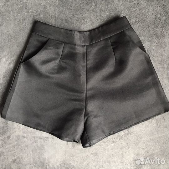 Шорты новые