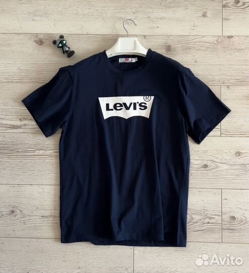 Мужская футболка levis