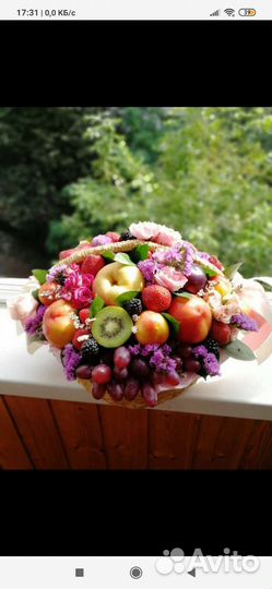 Корзина плетеная для подарков