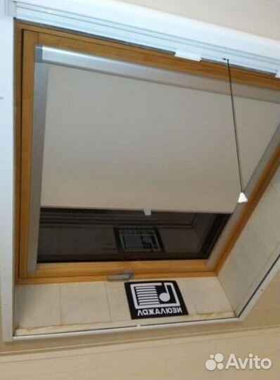 Горизонтальные жалюзи C93964-M1380