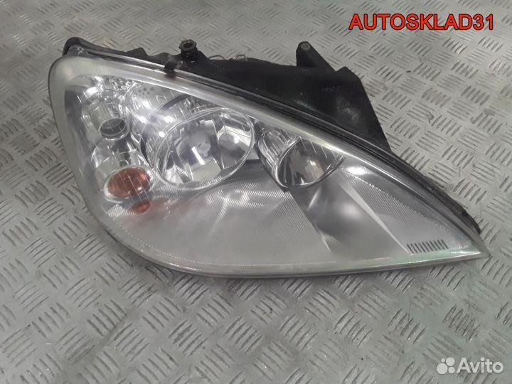 Фара правая Ford Galaxy 0301183202