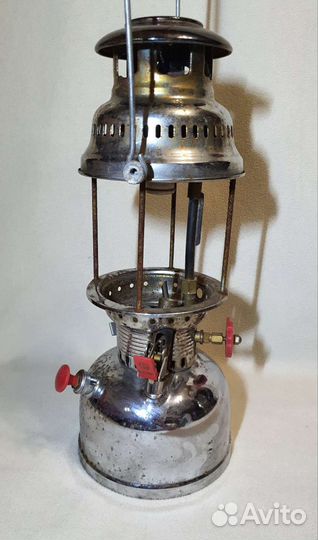 Керосиновая лампа