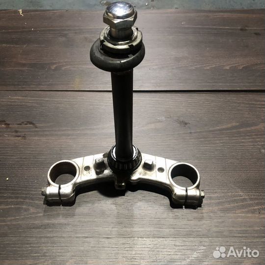 Нижняя траверса для suzuki gsf600 bandit 95-99