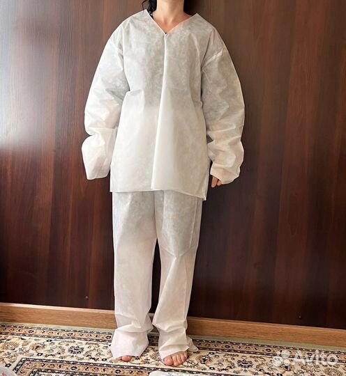 Комплект одежды защитной из нетканых материалов