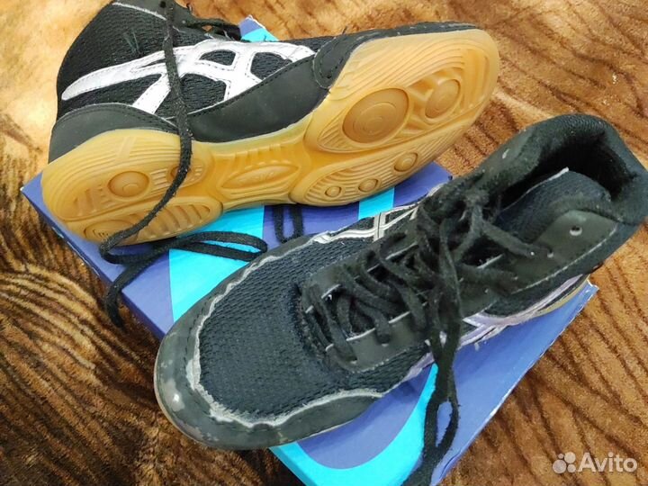 Борцовки asics