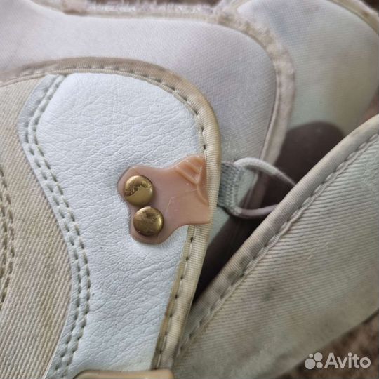 Сноубордические ботинки 36