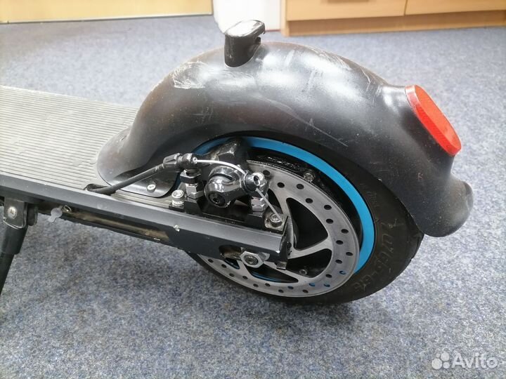 Электросамокат Neoline T24