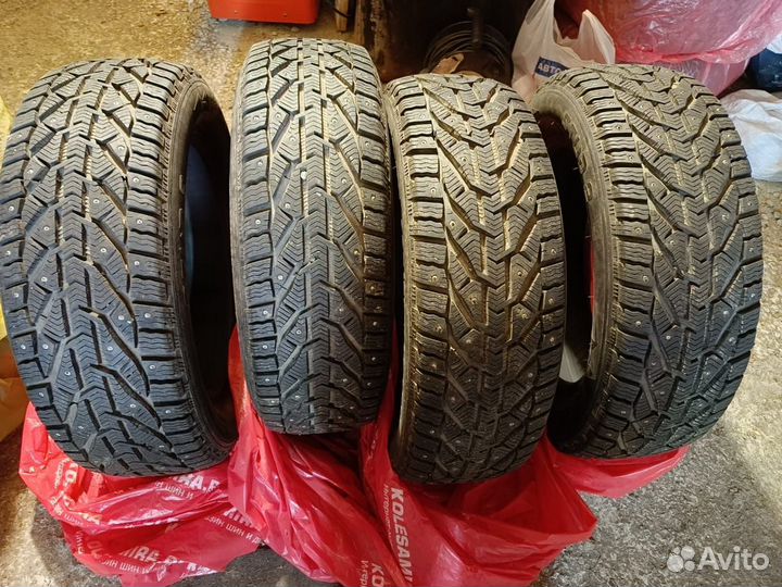 Kormoran Stud 2 205/60 R16