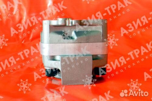 Гидравлический насос Komatsu PC27/PC35MR-1/PC28UU