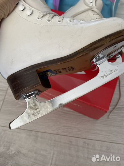 Фигурные коньки wifa 30