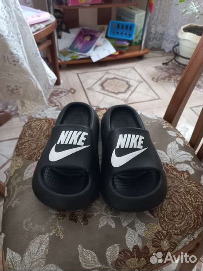 Шлепки женские 37 размер бу