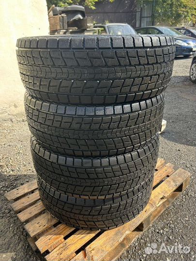 Dunlop Winter Maxx SJ8 285/60 R18 199H