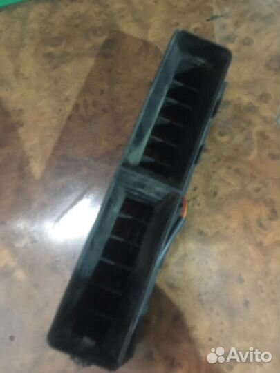 Дефлекторы воздушный Mercedes W140