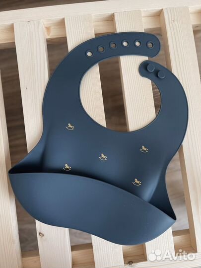 Нагрудник для кормления