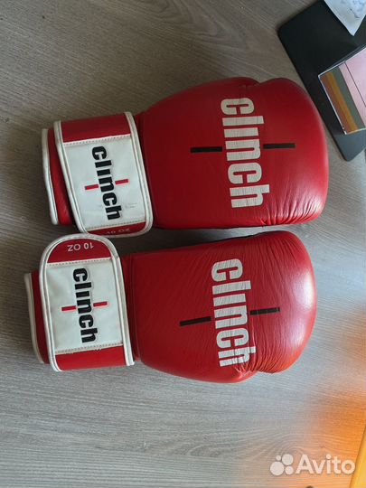 Перчатки clinch 10 oz