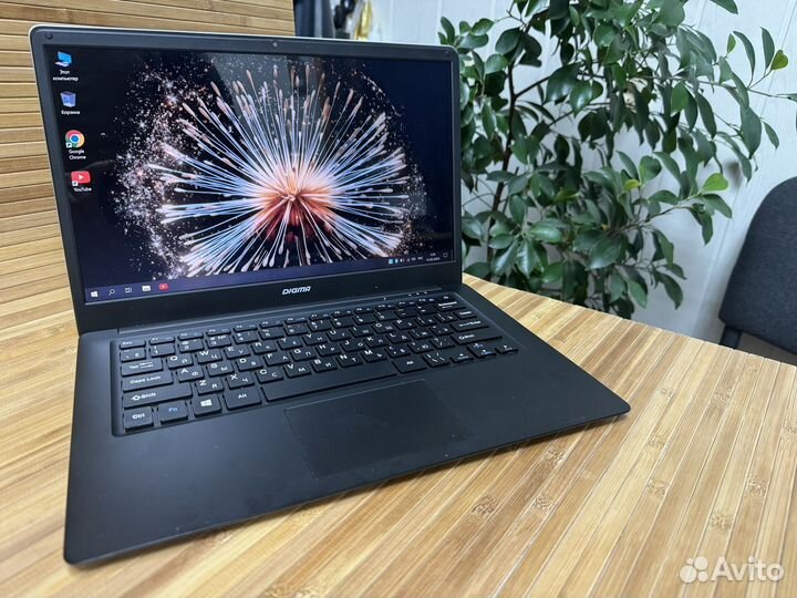 Ноутбук 14 дюймов 4 ядра/4озу/32SSD быстрый