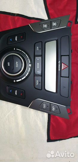 Блок управления климой Hyndai Santa Fe