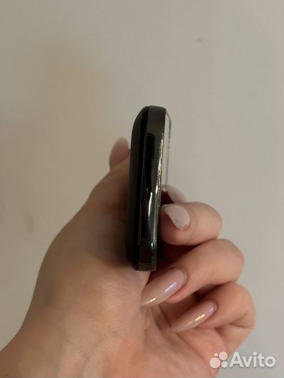 Телефон Samsung GT-S5830