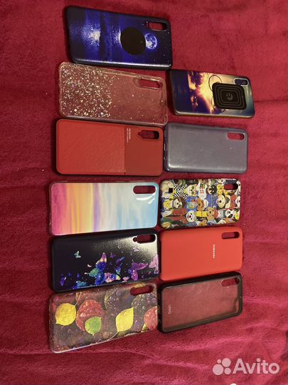 Чехлы на телефон