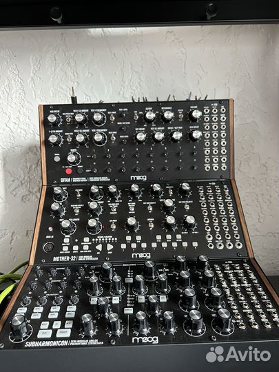 Moog bundle 3 (subharmonicon, dfam, mother-32)