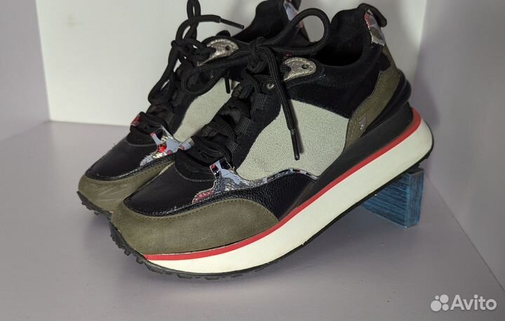 Кроссовки женские Gioseppo 38