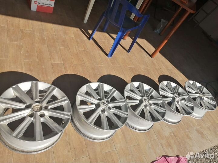 Диски оригинал toyota R17. 5X114.3. 5 штук