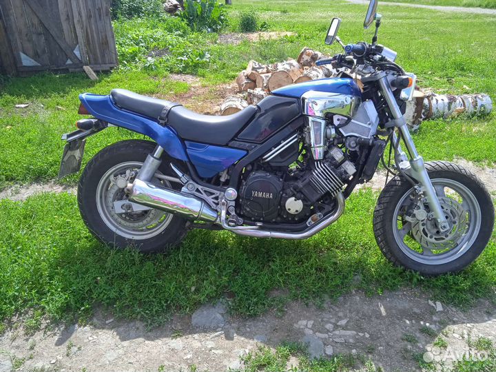 Мотоцикл Ямаха FZX750