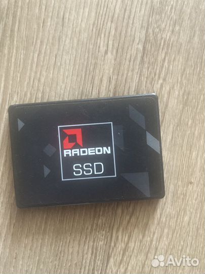 Жесткий диск radeon ssd 120 гб