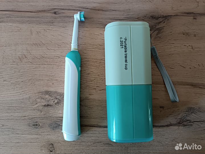 Дорожный футляр для зубной щетки