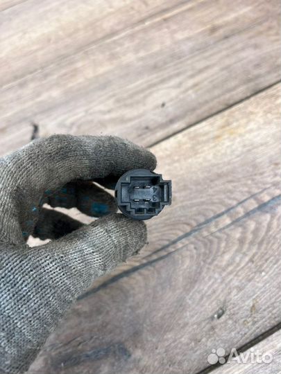 Лягушка педали тормоза Лада Гранта 2014