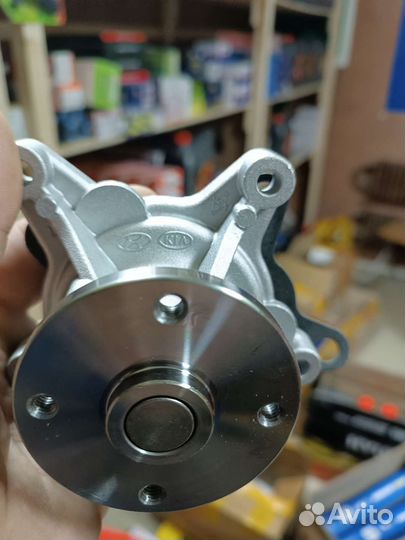 Помпа насос водяной