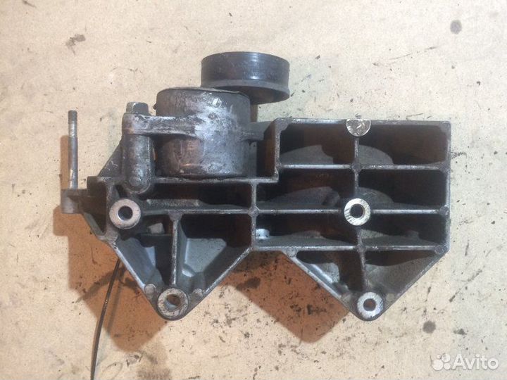 Кронштейн кондиционера Chevrolet Lacetti J200 2003