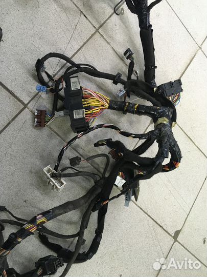 Проводка салона Renault duster дизель 240182520V