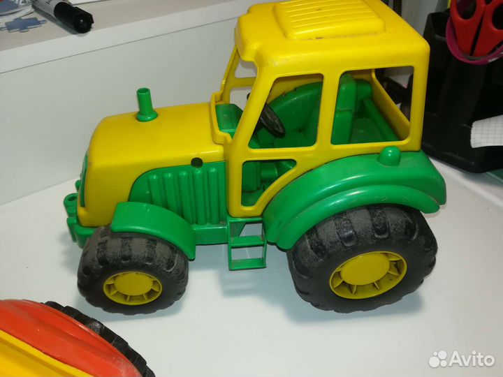 Игрушки машинки пакетом