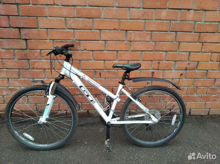 Велосипед женский GT laguna 26