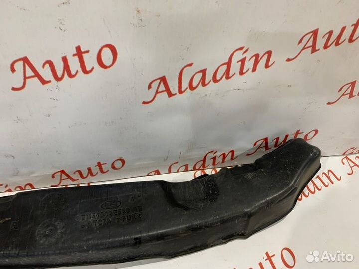 Уплотнитель крыла передний правый Ford Focus 3 1.6