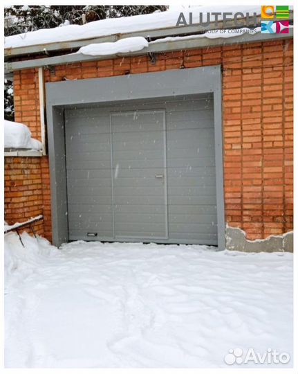 Секционные ворота для гаража alutech
