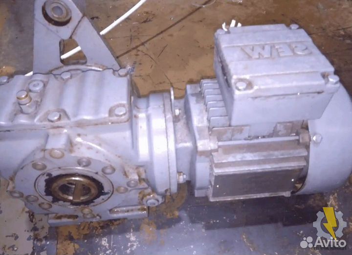 Мотор редуктор 4мц2С