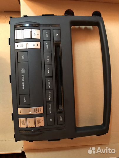 Магнитола от Мицубиси Паджеро 4